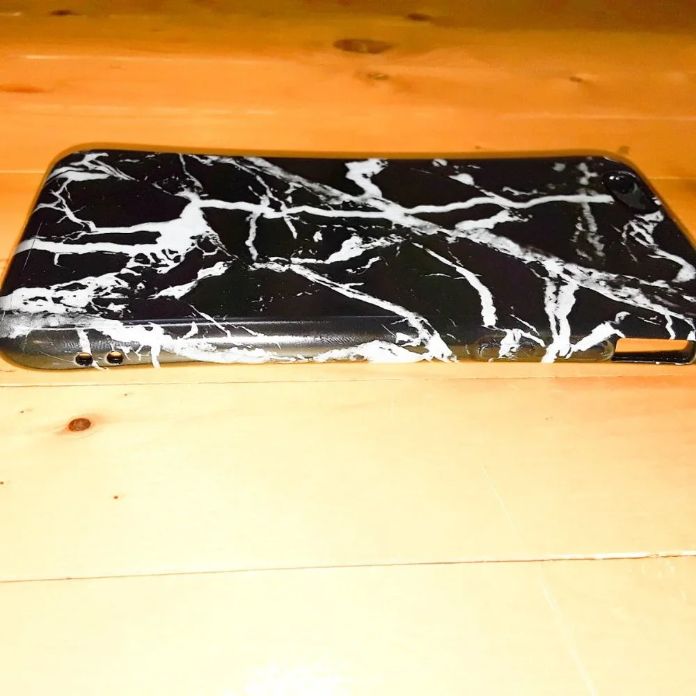 iPhone 6/6S Glossy Black & White Marble Protective Bumper Case